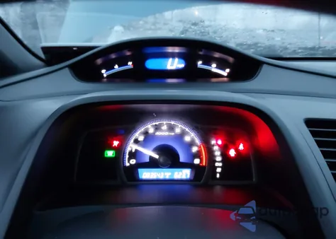 2010 Honda Civic Lx z USA, uszkodzony, nr VIN 19XFA1F58AE084271